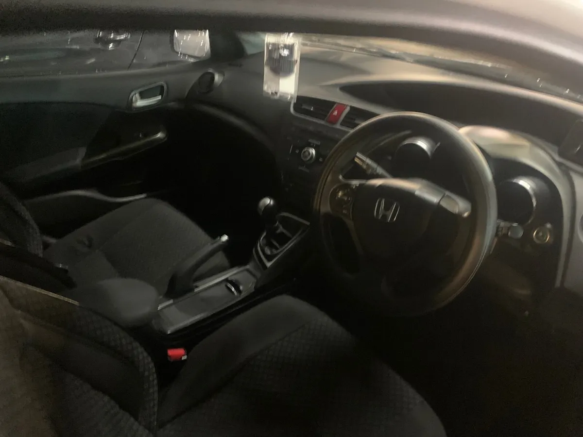 Honda Civic Test and Taxed READ AD - Image 4