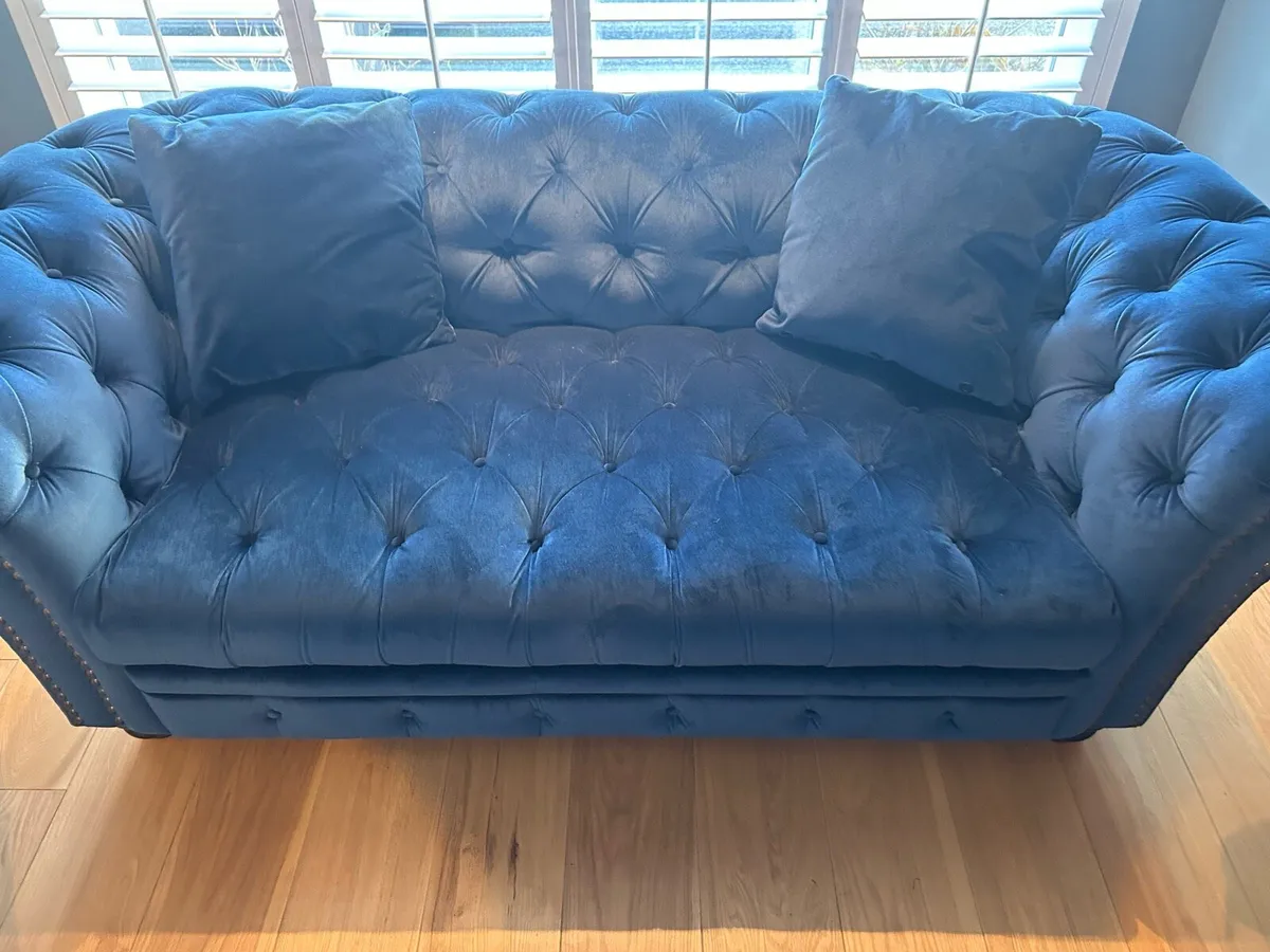 Adare chesterfield fabric sofa - Image 2