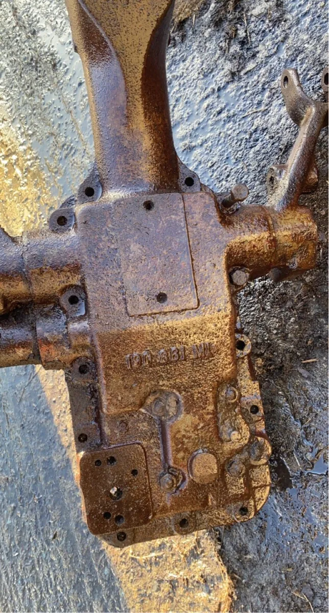 Mf 65/35 lift cover - Image 4