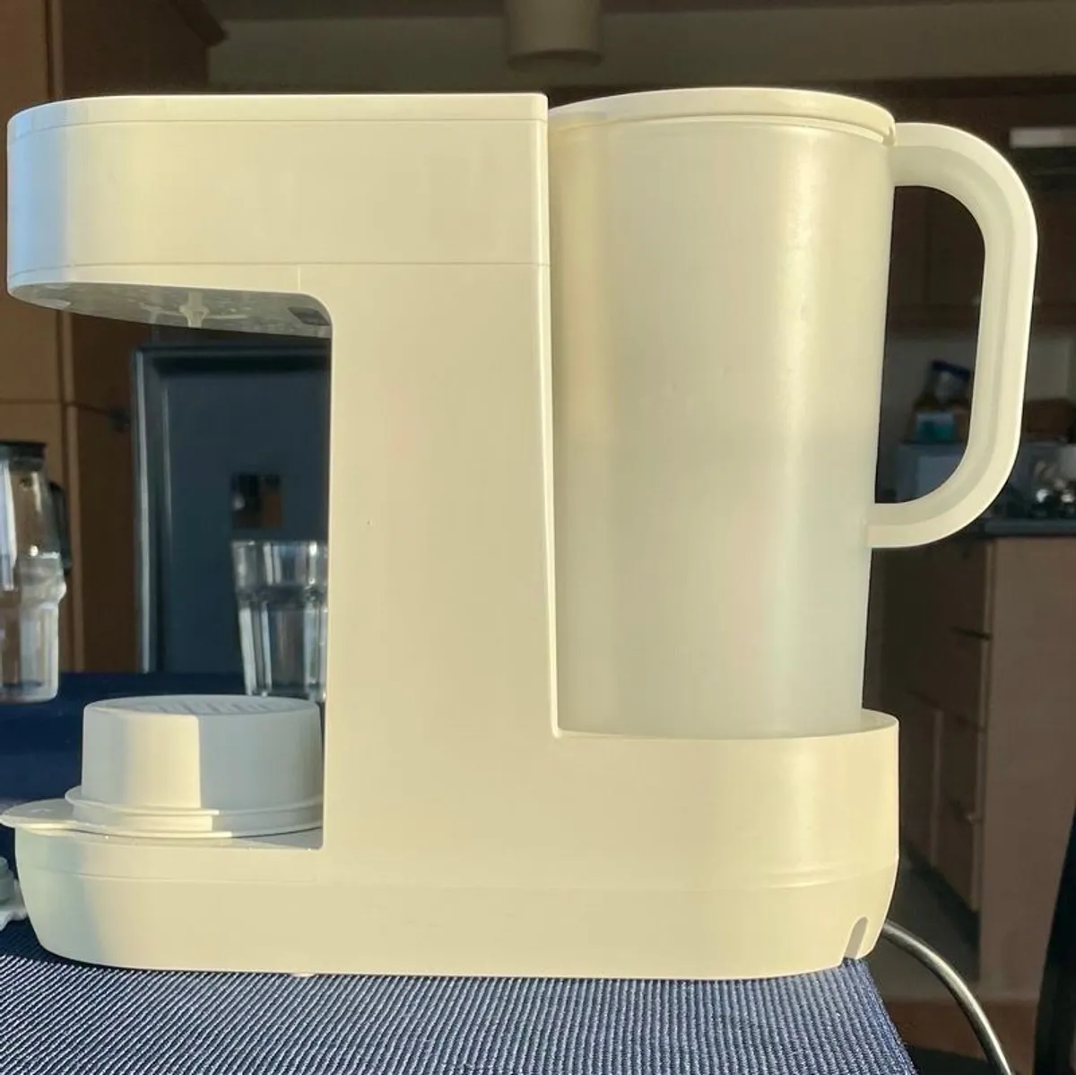 Tommee Tippee Perfect Prep Formula Feed Maker - Image 3