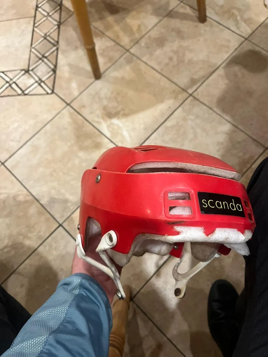 Red Scanda oldstyle - Image 2