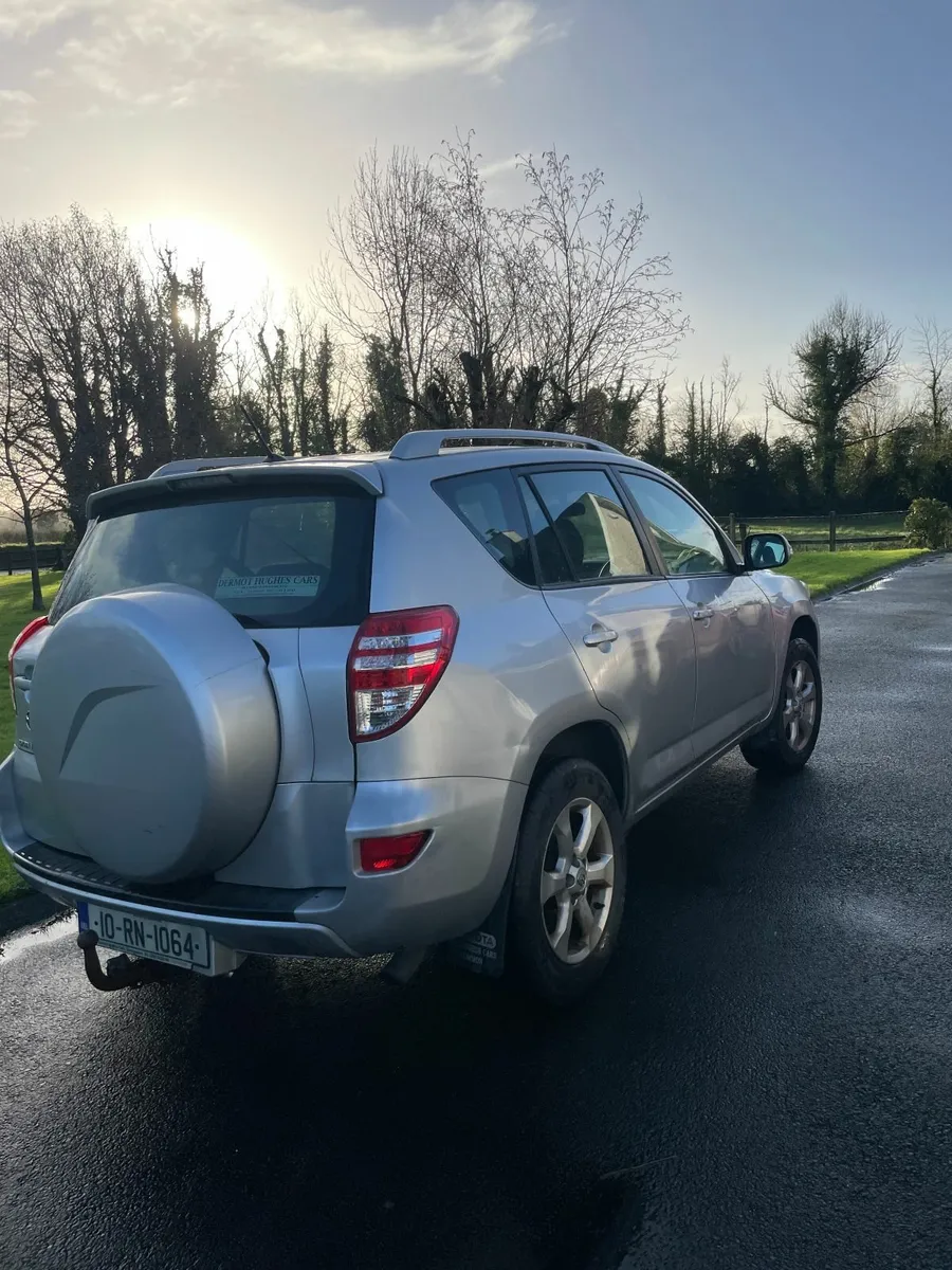 2010 Toyota RAV4 2.2 DIESEL For Sale - Image 2