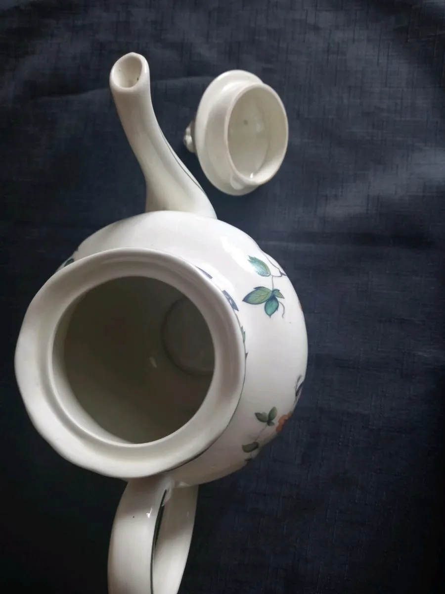 Floral Teapot - Image 3