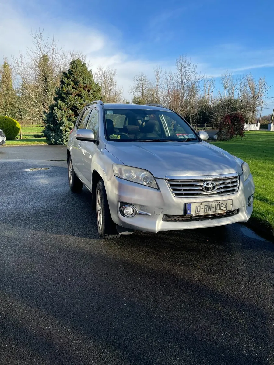 2010 Toyota RAV4 2.2 DIESEL For Sale - Image 1