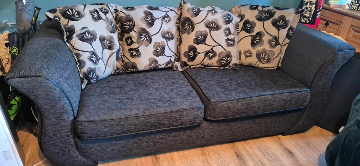x2 3 seater Sofa's - Image 1