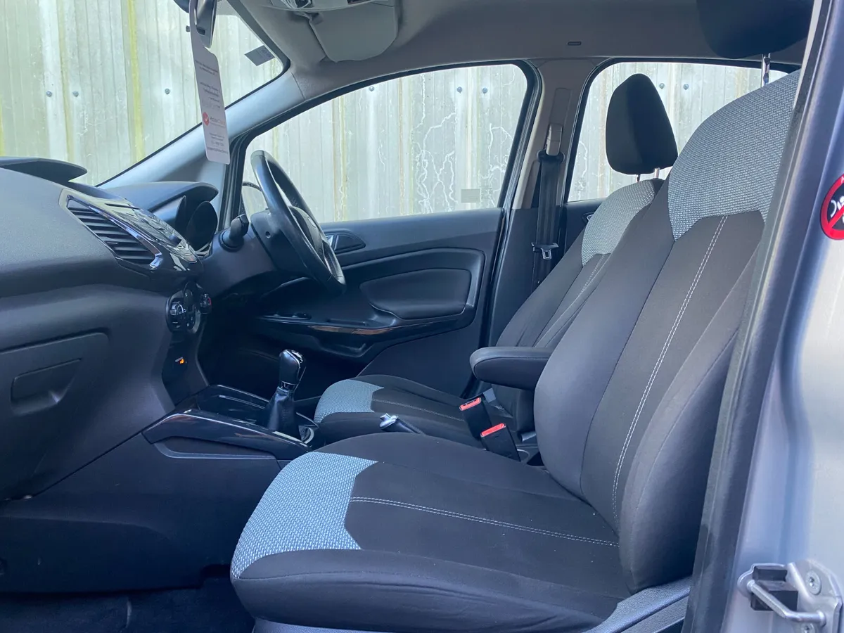 Ford EcoSport 2015//TITANIUM//FINANCE AVAILABLE - Image 4