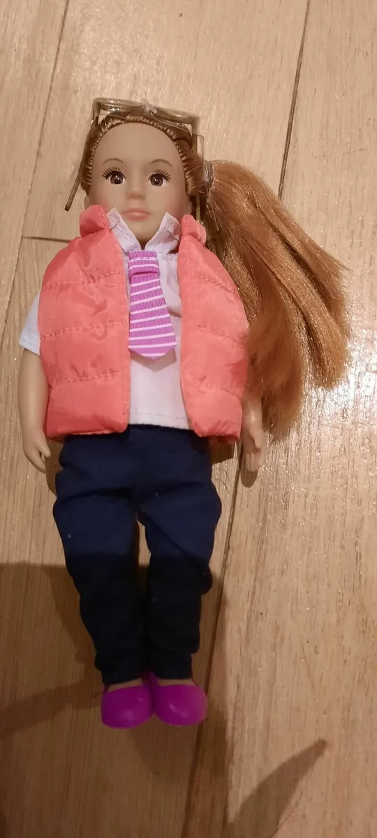 3 Lori Dolls- as new- 6 inches tall- 15 eur in tot - Image 2