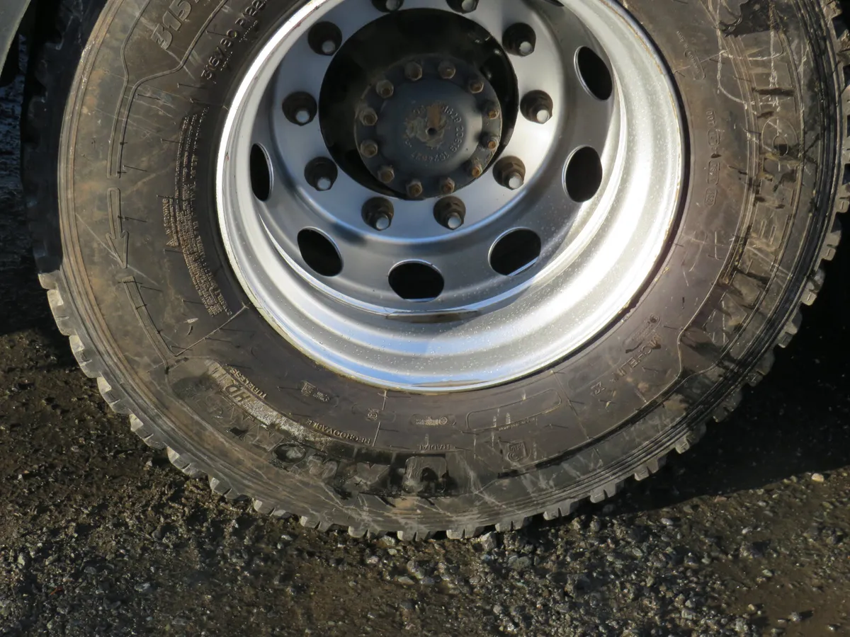 19 Volvo FH500 TAG - Image 4