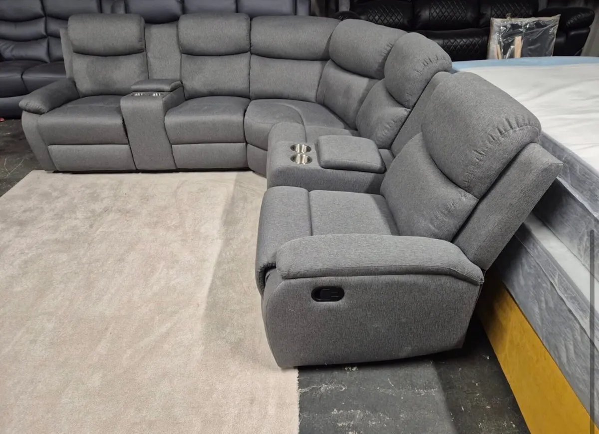 Brand new Stanley suite in stock - Image 1