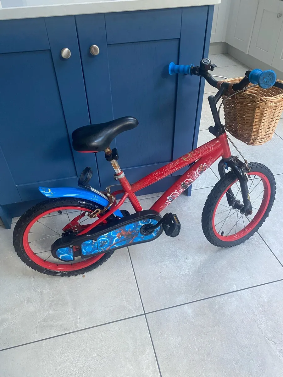 Boys bike - Image 1