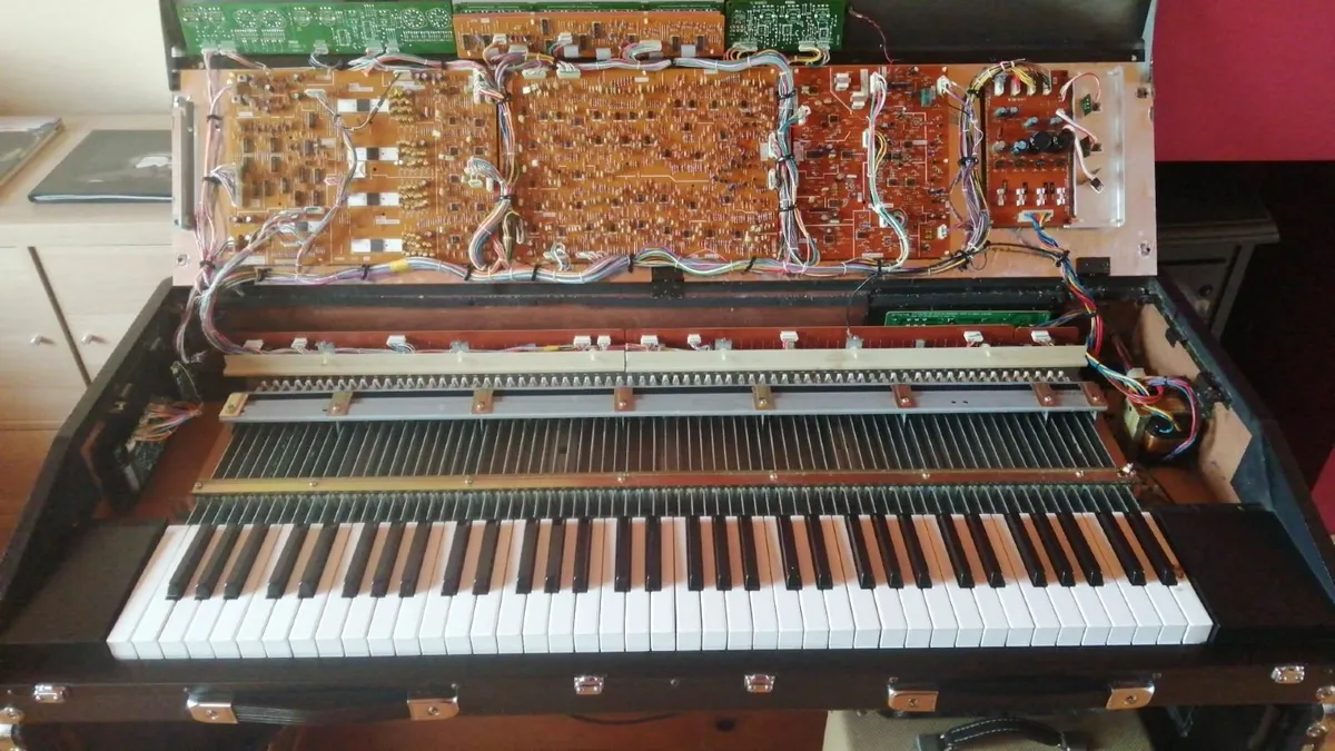 Yamaha cp-35 - Image 3