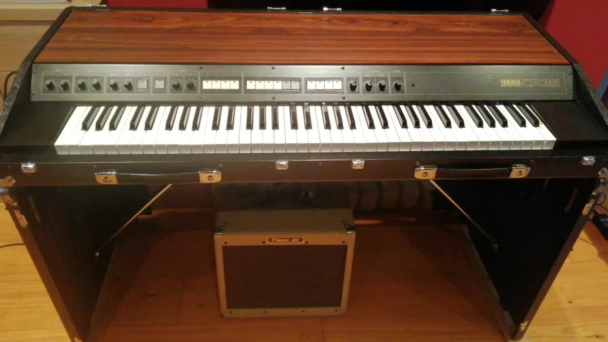 Yamaha cp-35 - Image 1