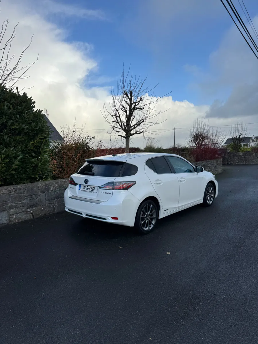 Lexus CT 2014 - Image 3