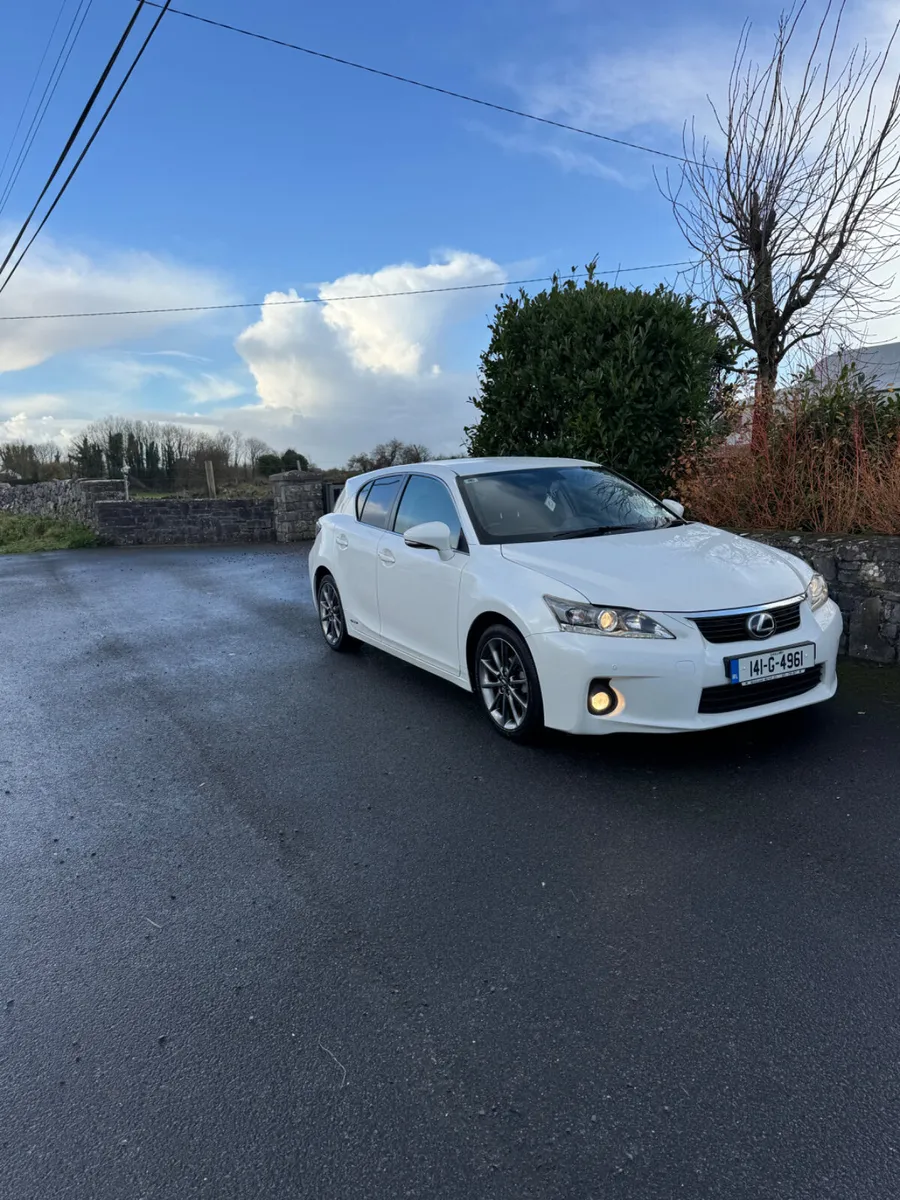 Lexus CT 2014 - Image 1