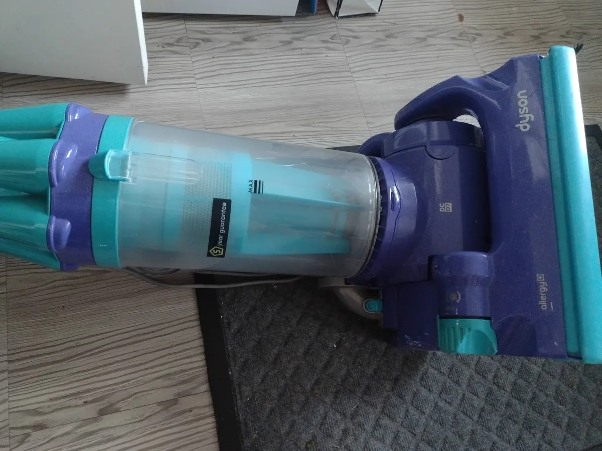 Dyson upright vacuum cleaner DC 07 - Image 4