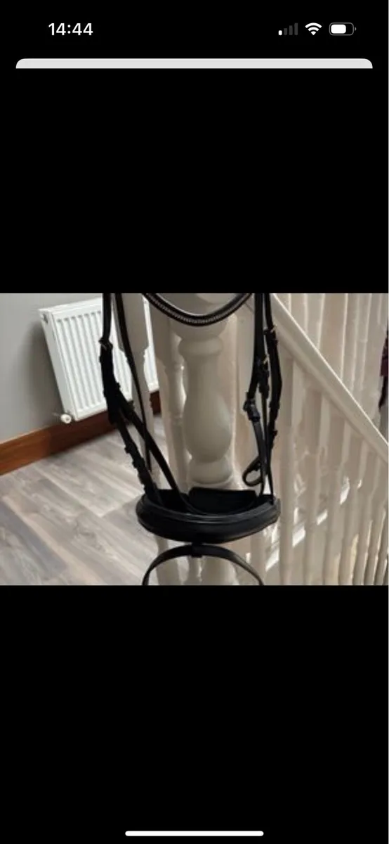 Leather Bridle with crystal browband   €50 - Image 2