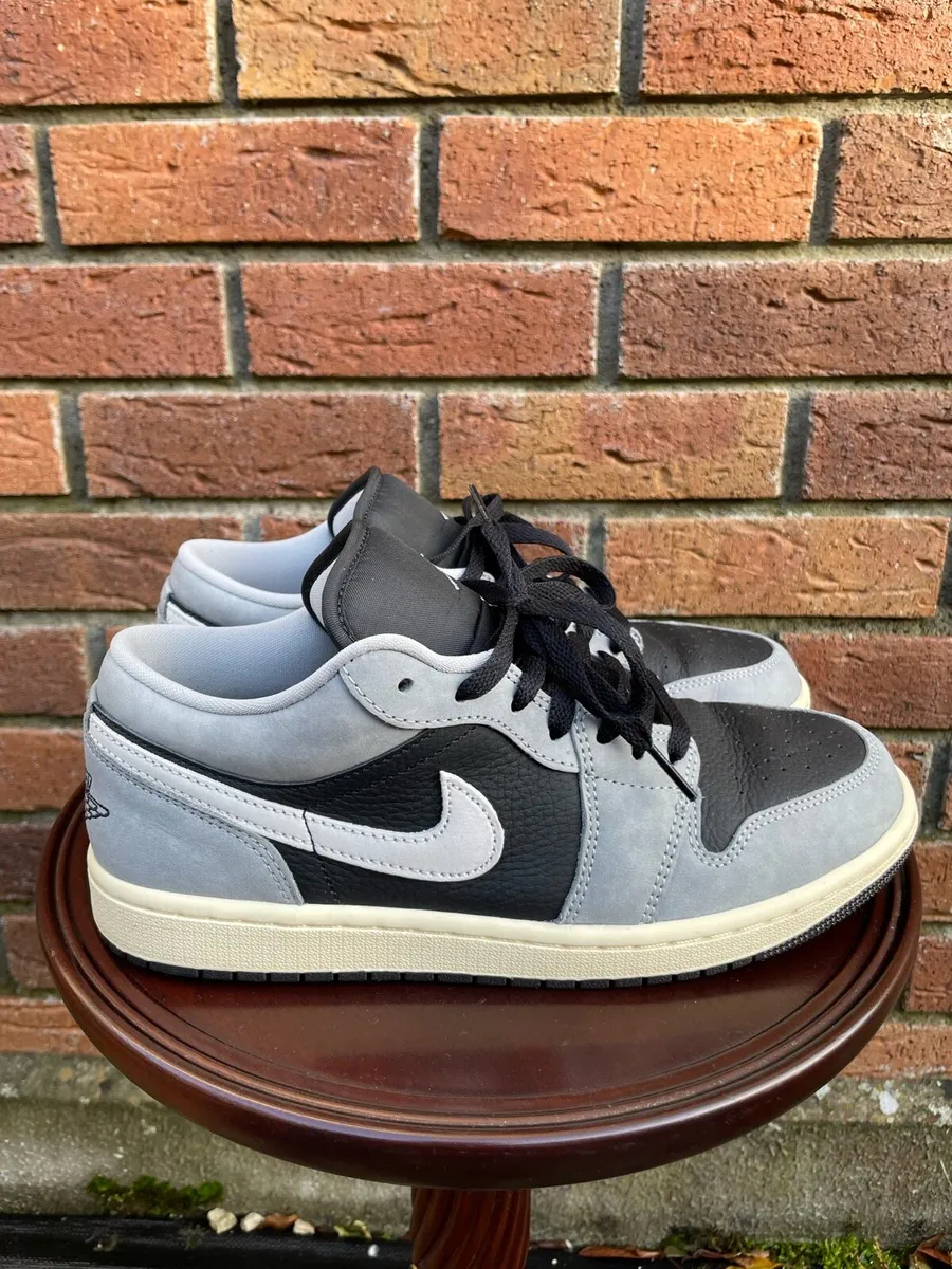 Jordan 1 Low Men’s Shoes UK 7.5 - Image 3