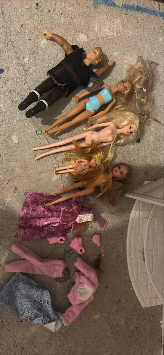 Dolls house - Image 4