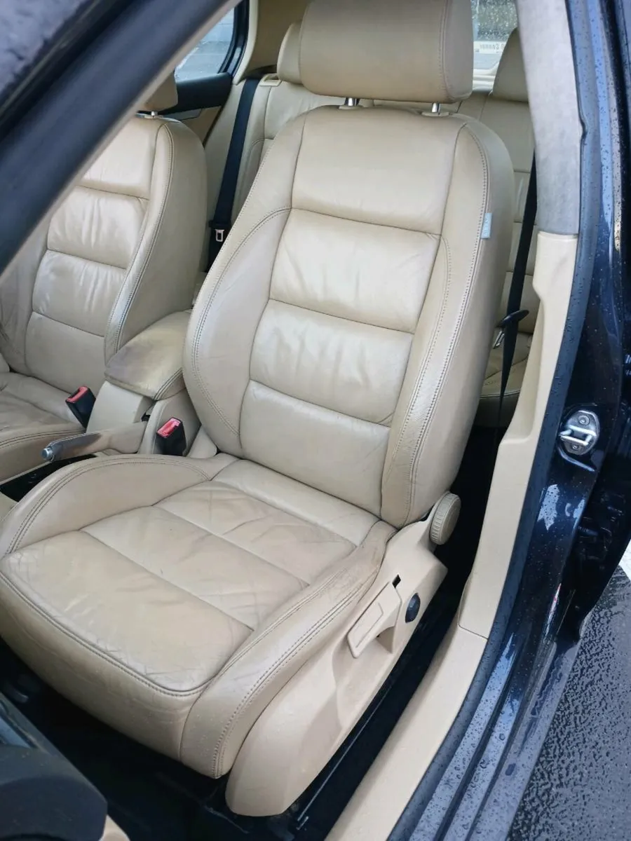 SUNROOF NEW NCT FULL LEATHER VERY LOW KMS - Image 2