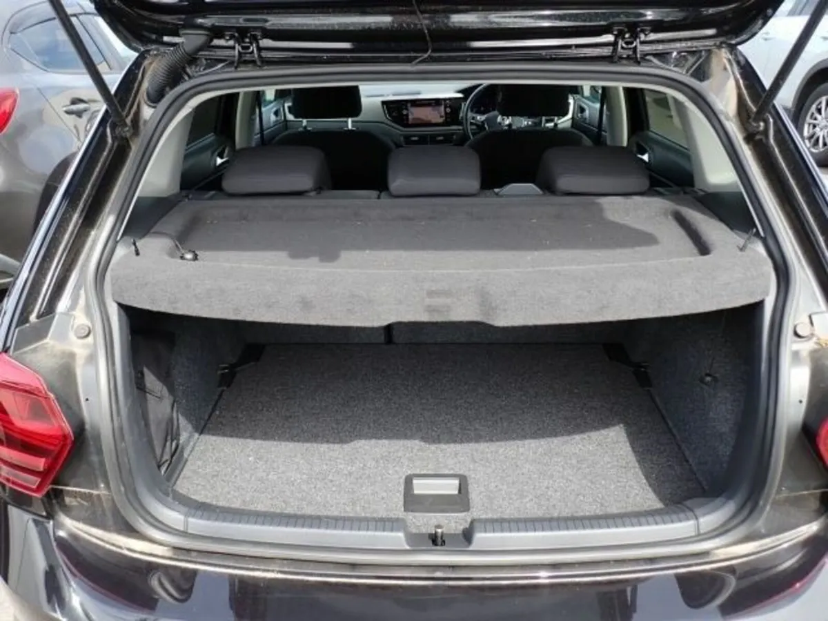 Volkswagen Polo 192 - Automatic - low milage - Image 4