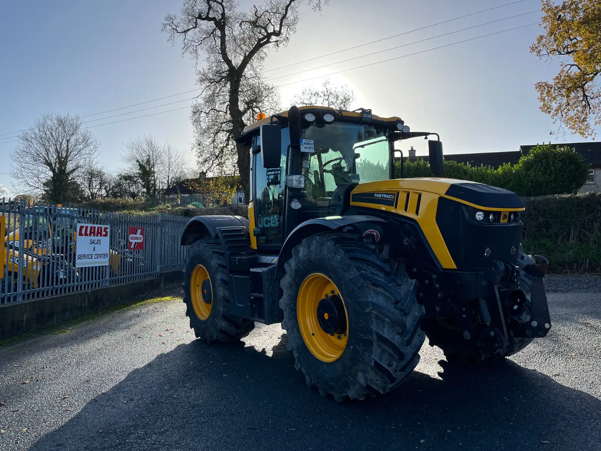 Jcb 4220 Fastrac - Image 3