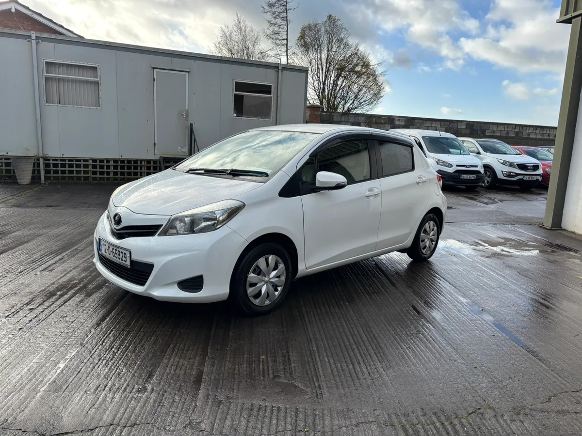 Toyota Vitz 2012 Automatc - Image 4