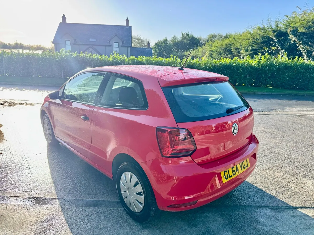 2015 Volkswagen Polo - Image 4