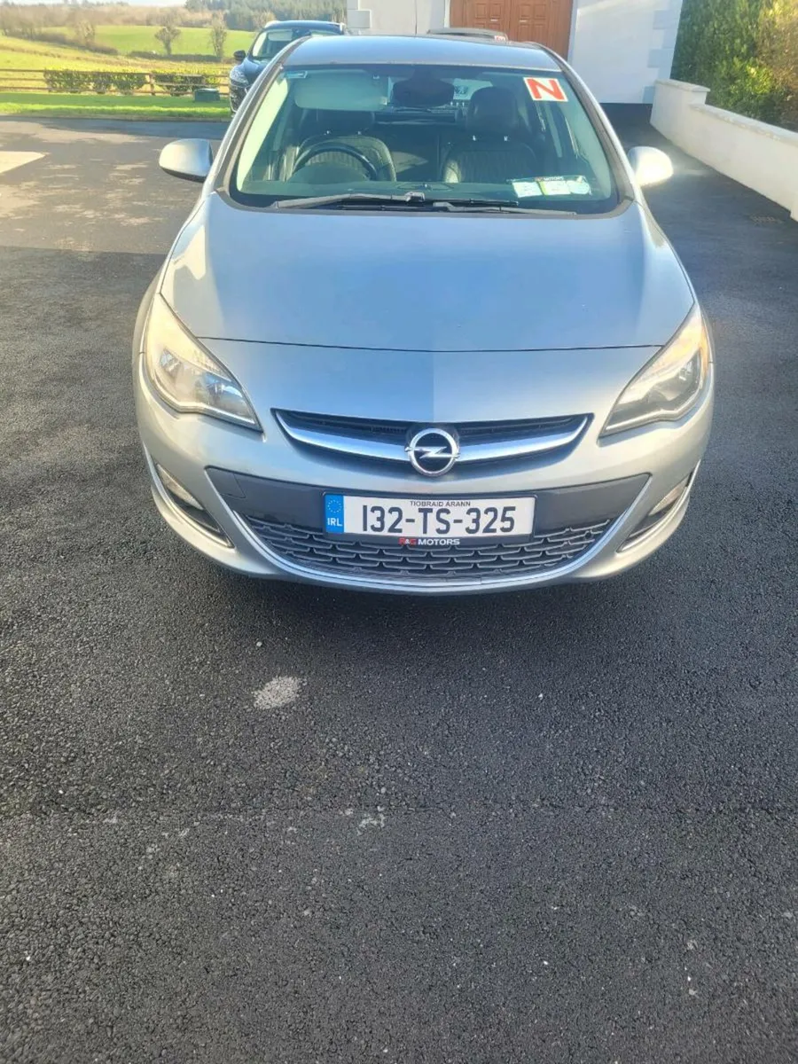 2013 Opel astra 1.2 diesel read ad.. - Image 1