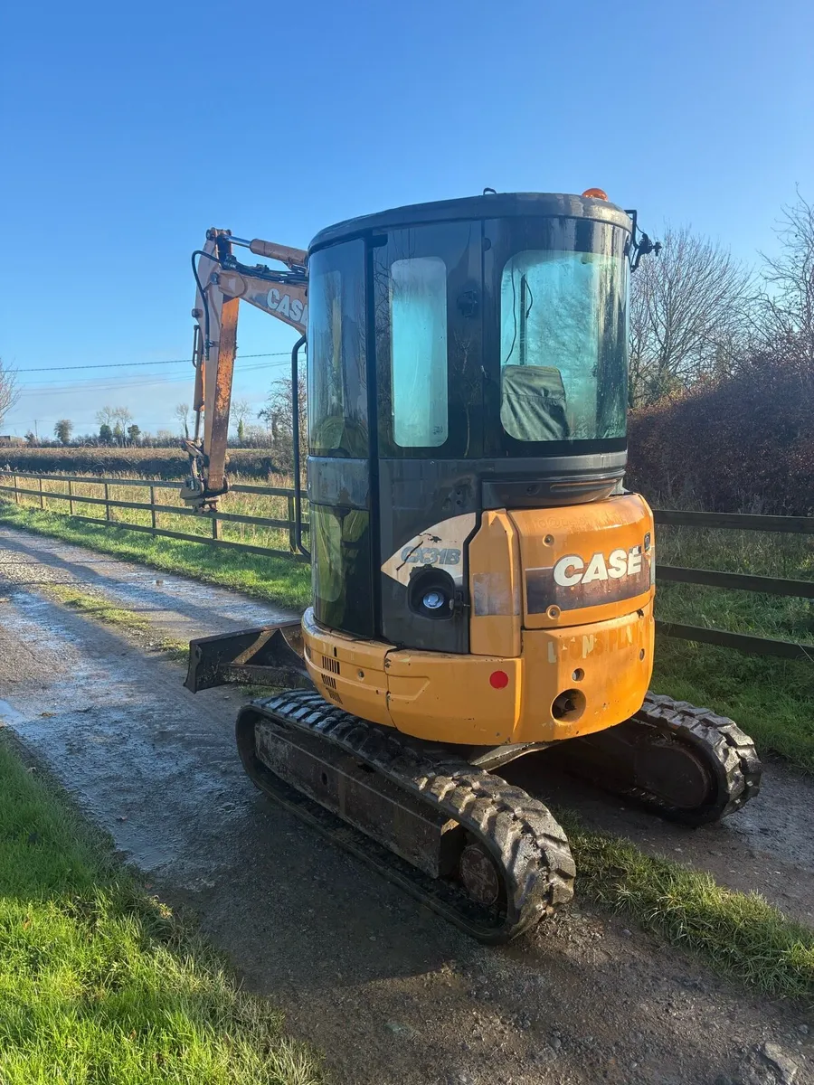 Case cx31B - Image 4