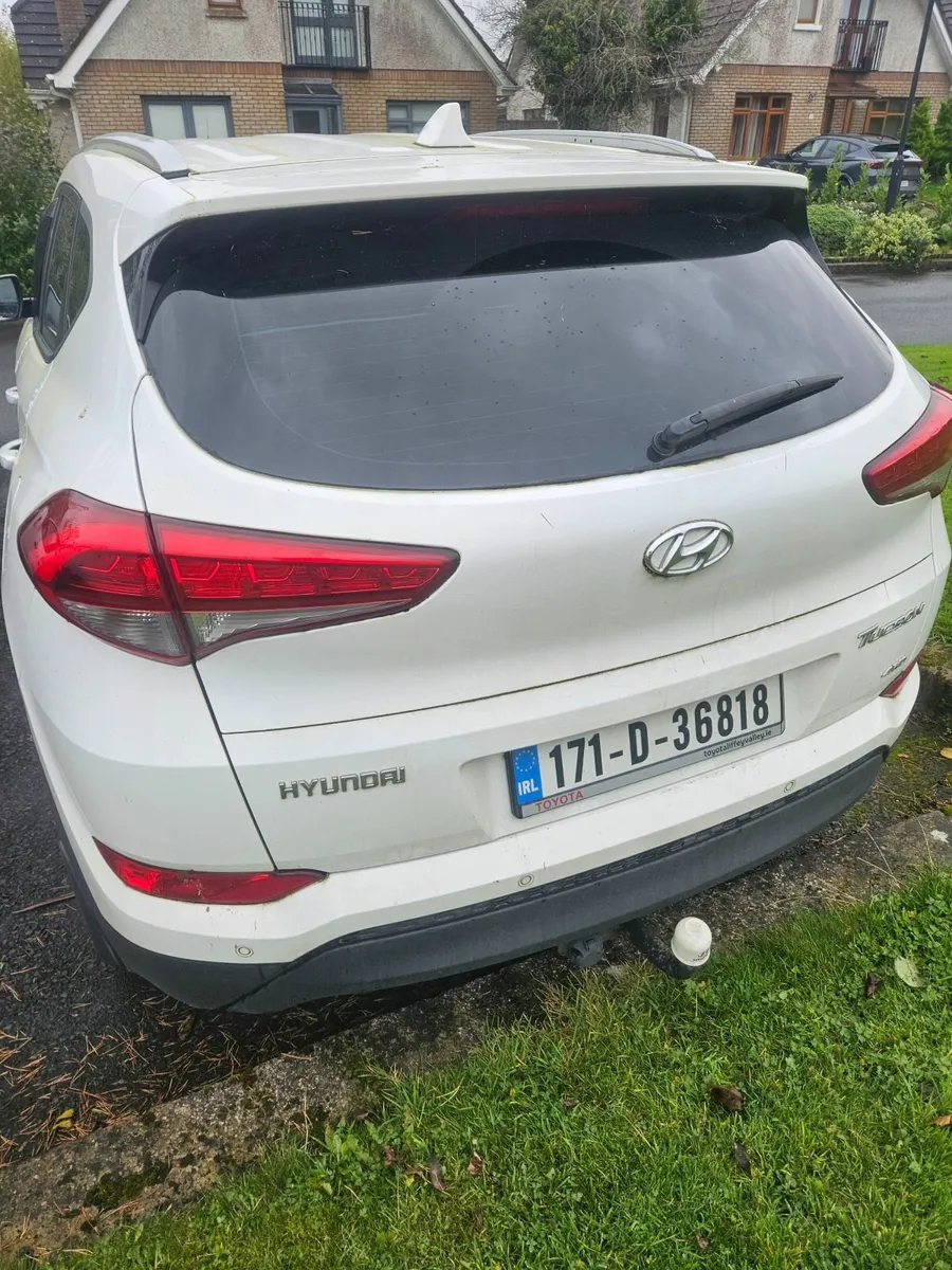 Hyundai Tucson 2017 automatic - Image 2