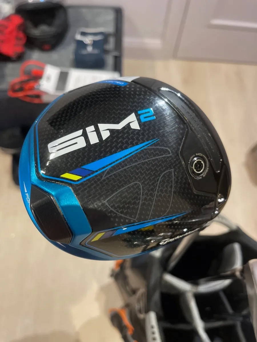 Mizuno PowaKaddy TaylorMade Full Golf Set - Image 1