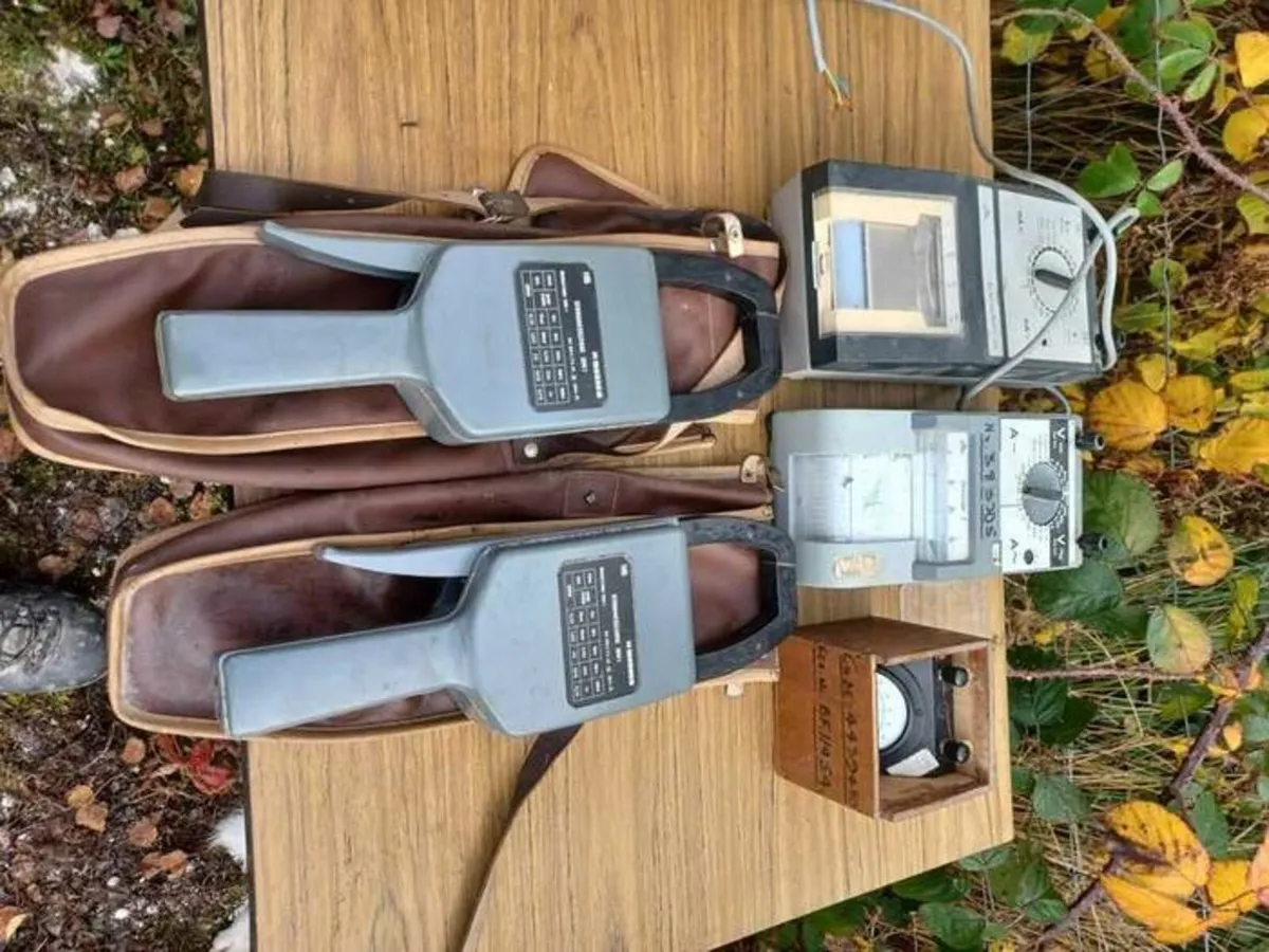 5 Vintage electrical testing equipment - Image 1