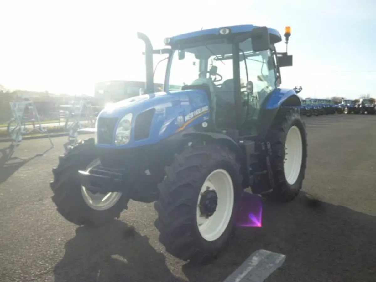 New Holland T6.165 Dual Command, 2014 - Image 1