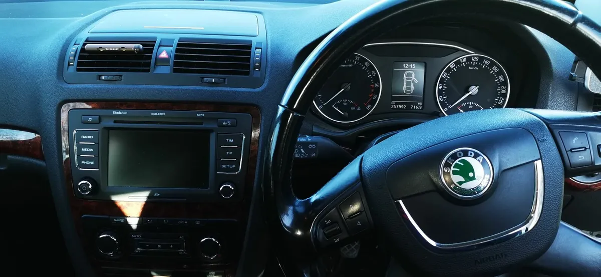 Skoda Octavia Elegance 2011 - Image 2