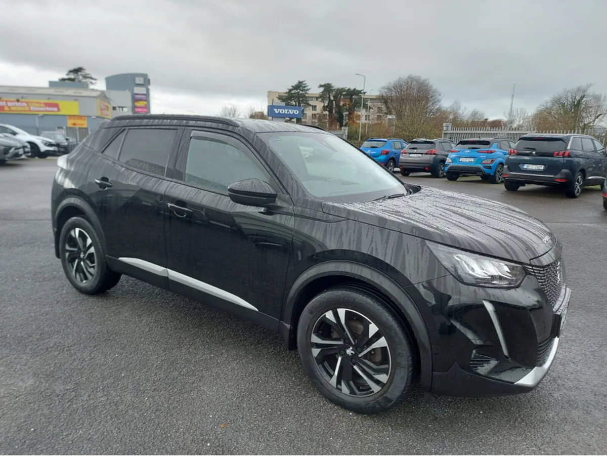 Peugeot 2008 ALLURE 1.2 100 4DR PACK - Image 3