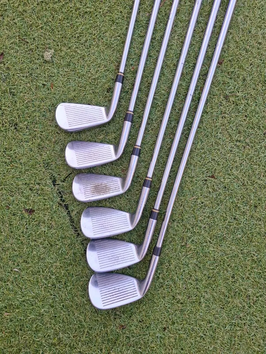 Titleist Ap1 irons - Image 2