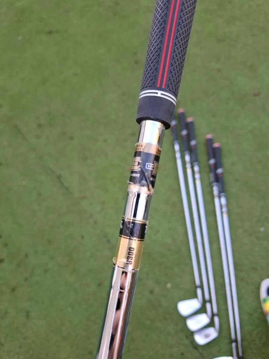 Titleist Ap1 irons - Image 4