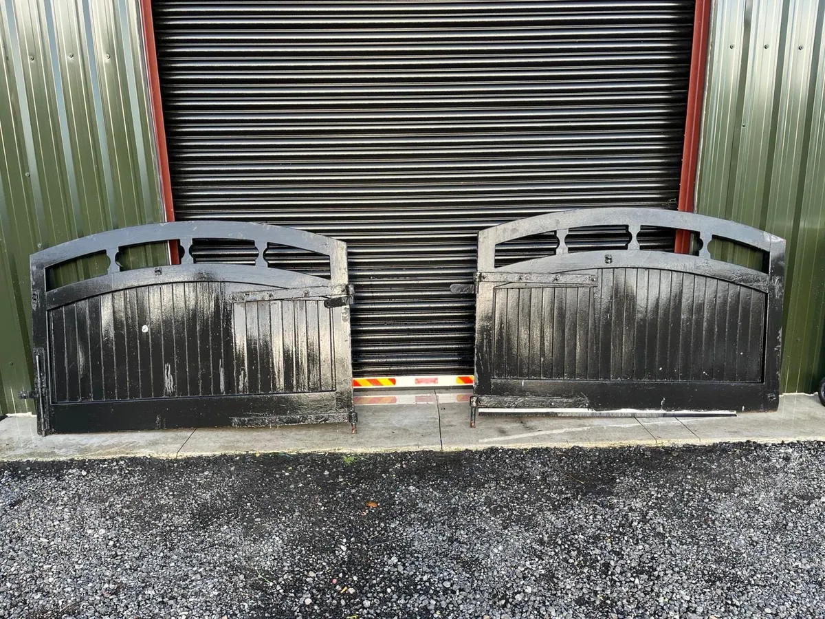 Teak Gates - Image 1