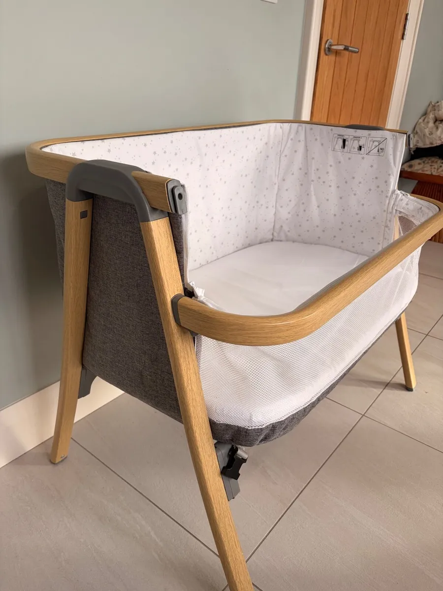 Next-to-me Baby Elegance Crib - Image 1