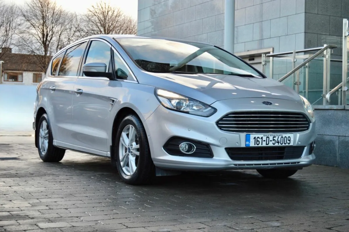 Ford S-Max 2.0 TDCI Titanium - Image 3