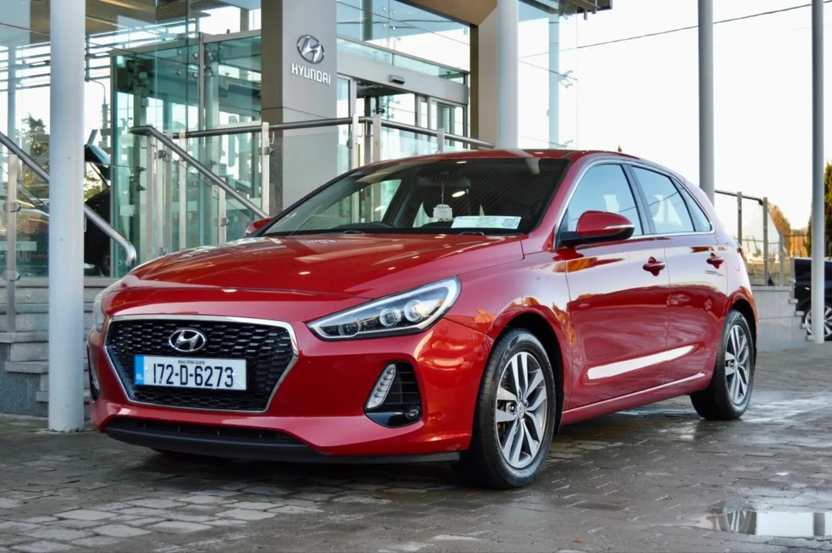 Hyundai i30 1.0 T-GDI Deluxe Plus LOW MILEAGE - Image 1
