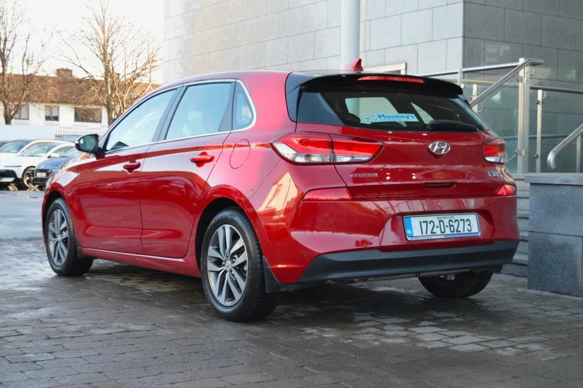 Hyundai i30 1.0 T-GDI Deluxe Plus LOW MILEAGE - Image 4