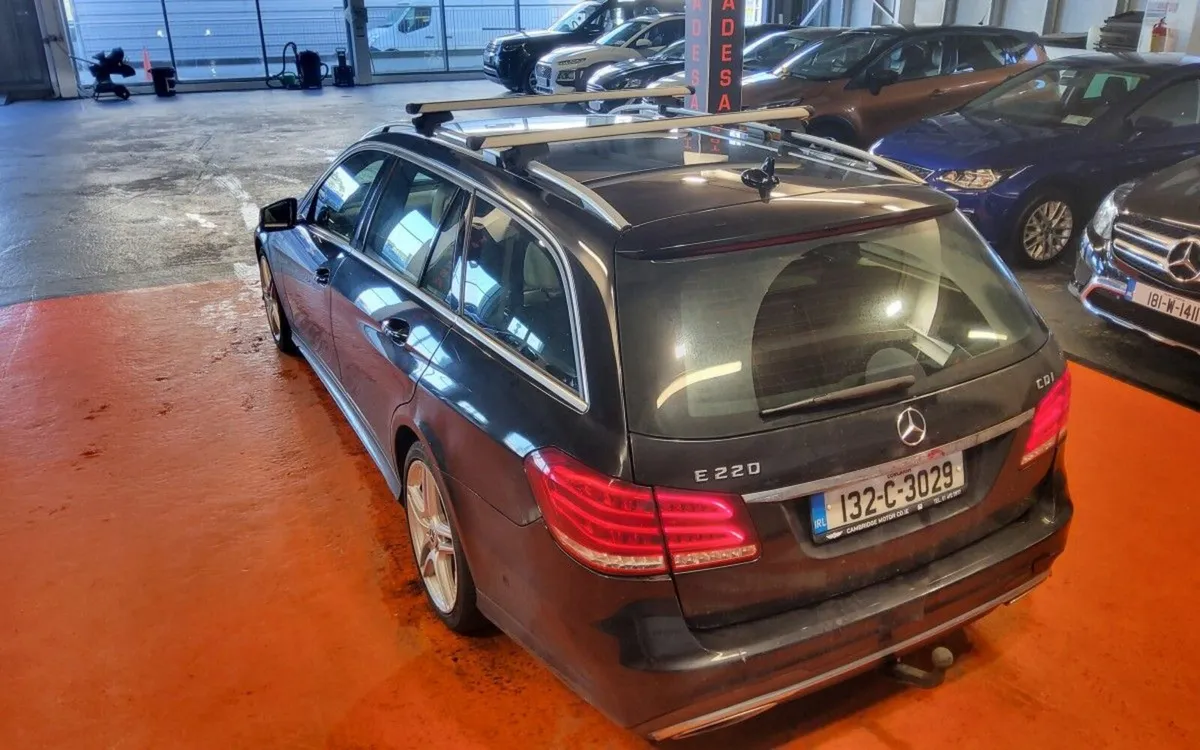 Mercedes-Benz E-Class E220 CDI BE SPORT 7 STS 5DR - Image 3
