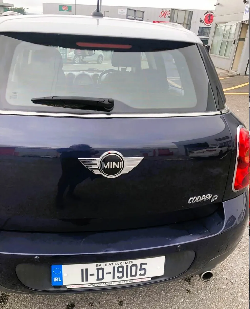 Mini Cooper D – Smart, Efficient & Fun to Drive - Image 2