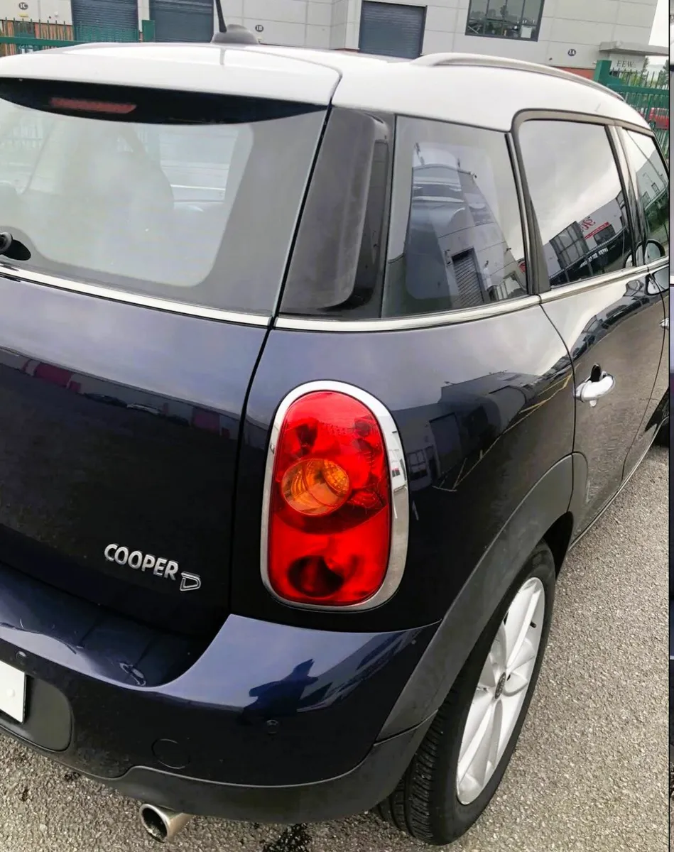 Mini Cooper D – Smart, Efficient & Fun to Drive - Image 4