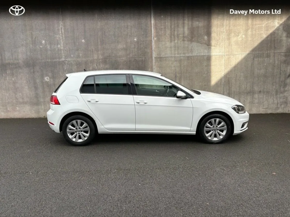 Volkswagen Golf COMFORTLINE 1.6 TDI MANUAL 5SPEED - Image 3
