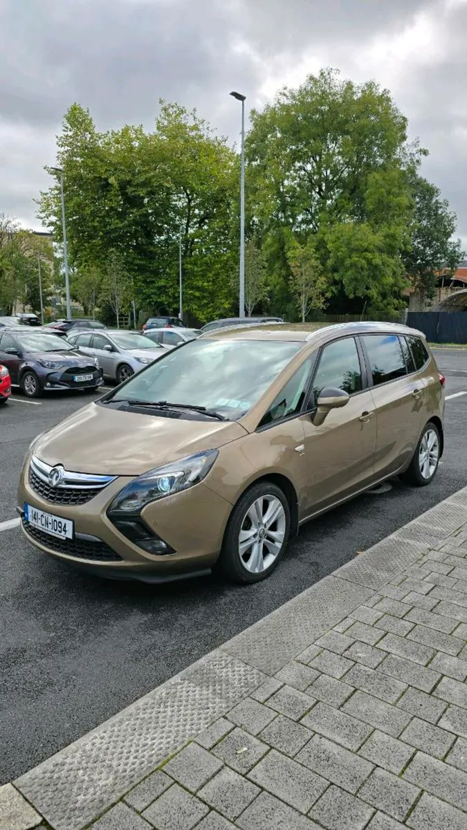 Zafira Tourer Sri CDTI, new  NCT - Image 1