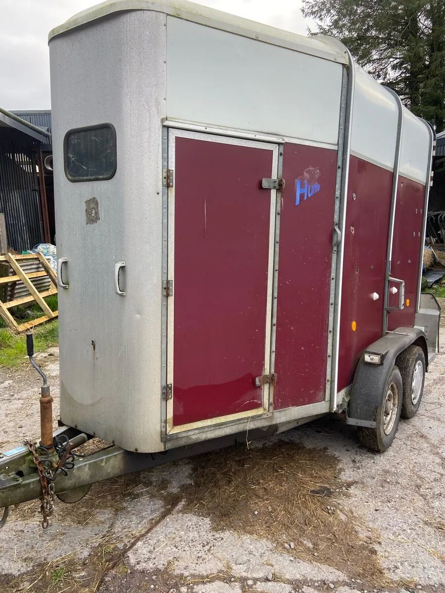Ifor Williams horse box - Image 2