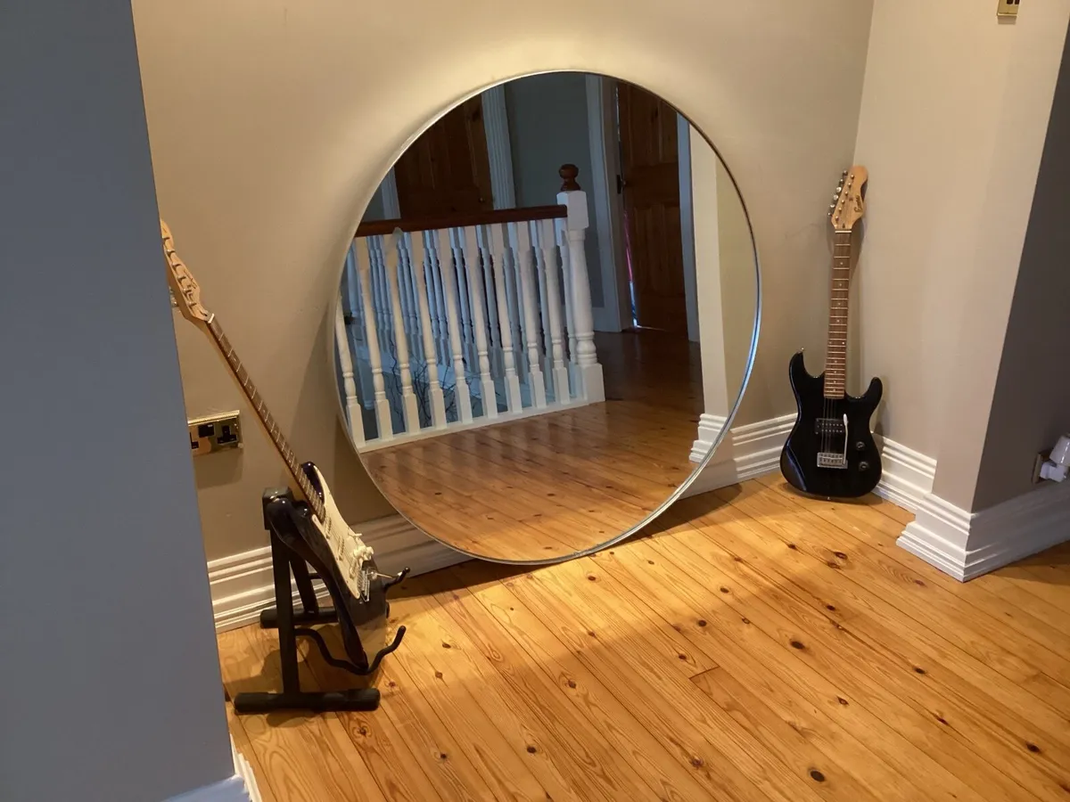 Wall mirror circular brand new - Image 1