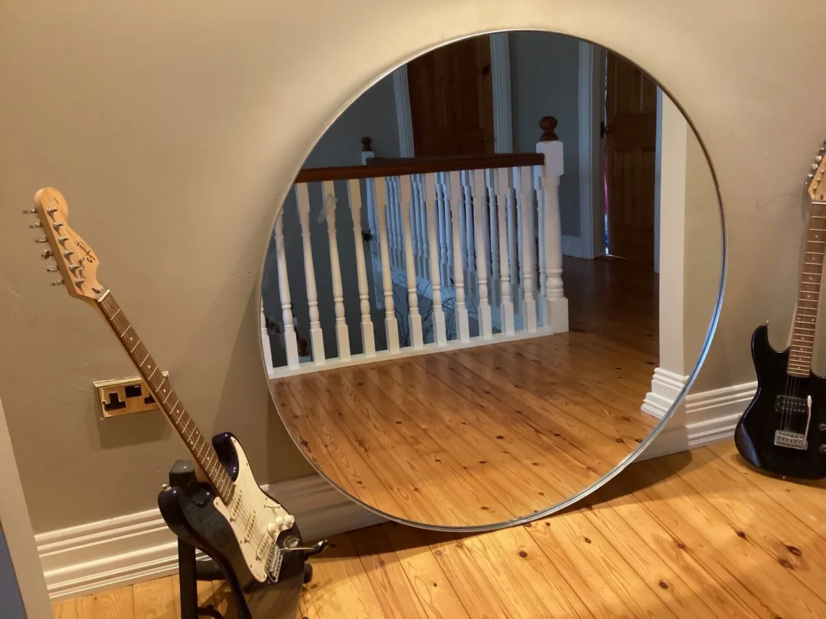 Wall mirror circular brand new - Image 2